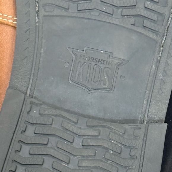 Florsheim Kids • Jasper Jr. Penny Driver Loafer - Picture 12 of 13